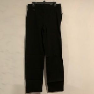 NWT AVENUE PULL ON PONTE PANTS SIZE 14/16